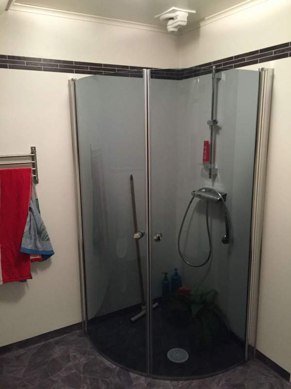 2021-04/2toa-duschuppe